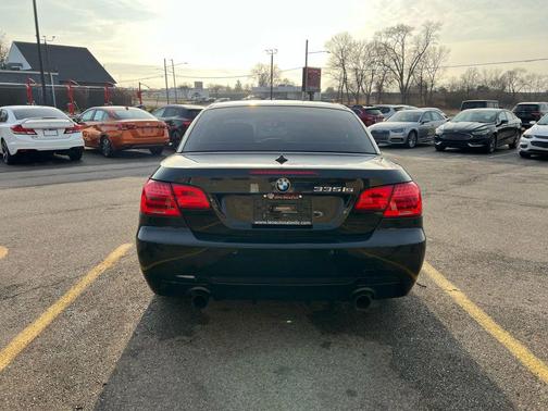 2012 BMW 335 335is Convertible 2D