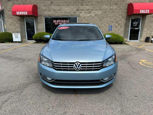 Blue 2012 Volkswagen Passat 2.0 TDI SEL Premium