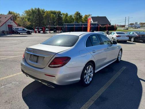 2017 Mercedes-Benz E-Class E 300 4MATIC Sedan 4D
