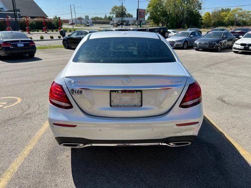 2017 Mercedes-Benz E-Class E 300 4MATIC Sedan 4D