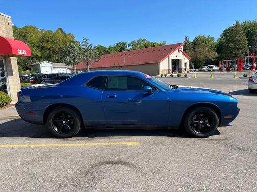 2010 Dodge Challenger SE