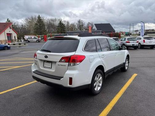 2014 Subaru Outback 2.5i Limited