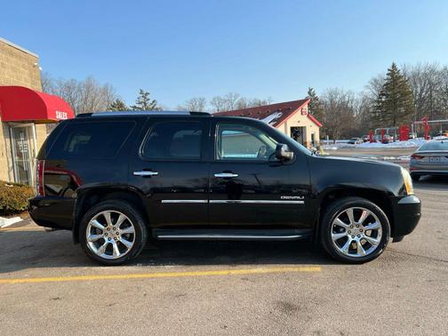 2011 GMC Yukon Denali