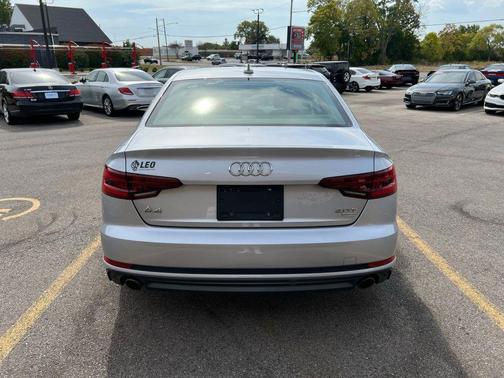 2018 Audi A4 2.0T Tech ultra Premium