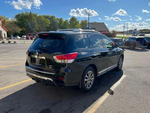 2014 Nissan Pathfinder SL