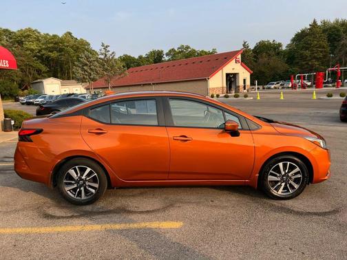 2021 Nissan Versa 1.6 SV