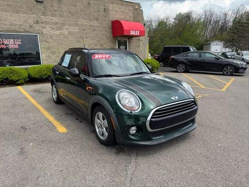 2017 MINI Hardtop Cooper