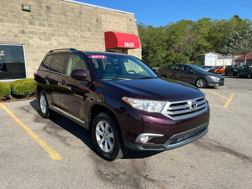 2013 Toyota Highlander SE