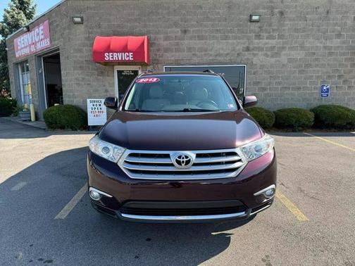2013 Toyota Highlander SE