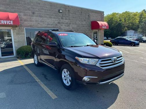 2013 Toyota Highlander SE