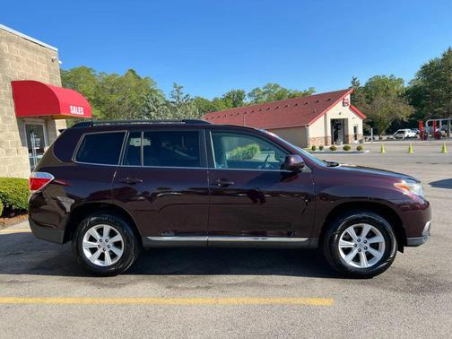 2013 Toyota Highlander SE