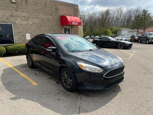 Shadow Black 2017 Ford Focus SE