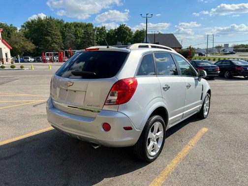 Silver Ice Metallic 2015 Chevrolet Captiva Sport LTZ