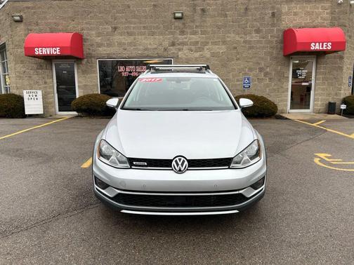 2017 Volkswagen Golf Alltrack TSI SE