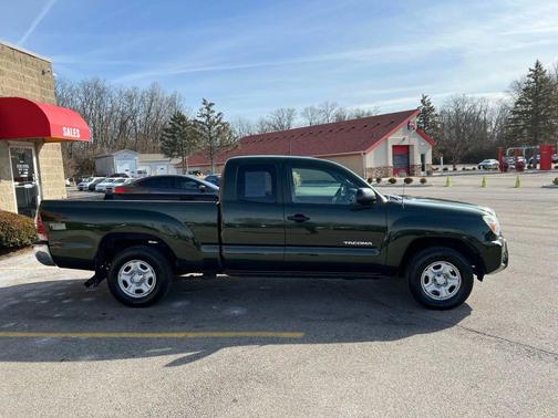 2012 Toyota Tacoma Base