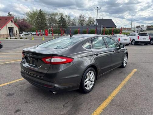 2015 Ford Fusion SE