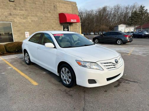 2011 Toyota Camry LE
