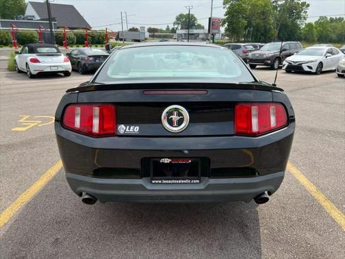 2011 Ford Mustang V6 Premium