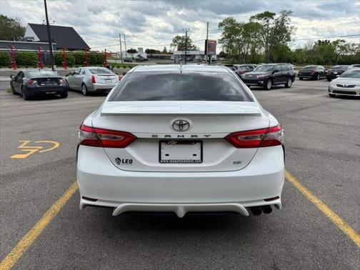 2020 Toyota Camry SE