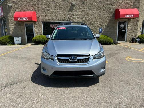 Ice Silver Metallic 2015 Subaru XV Crosstrek 2.0i Premium
