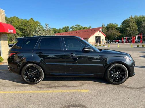 2022 Land Rover Range Rover Sport HSE Silver Edition