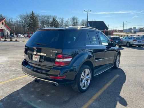 2009 Mercedes-Benz M-Class 4MATIC