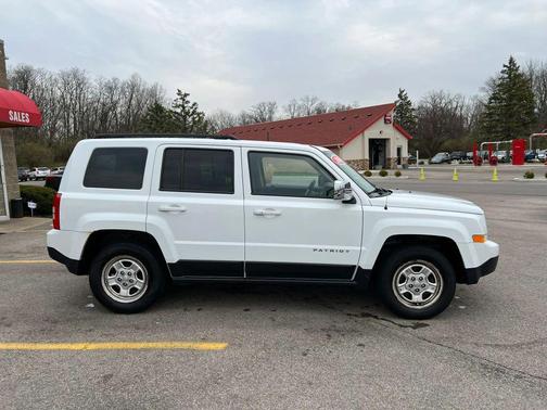 2016 Jeep Patriot Sport