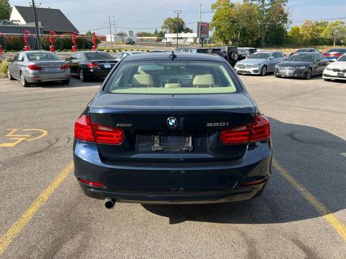 2013 BMW 320 i
