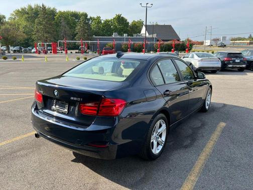 2013 BMW 320 i