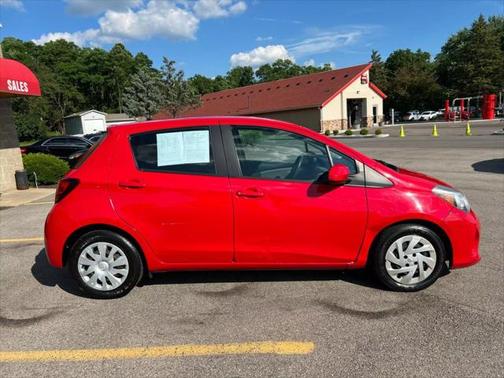 2016 Toyota Yaris L