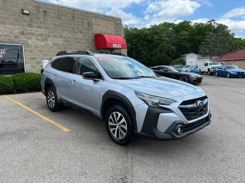 Ice Silver Metallic 2023 Subaru Outback Premium