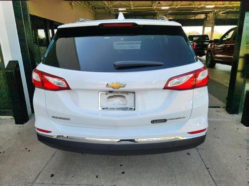 Summit White 2021 Chevrolet Equinox Premier
