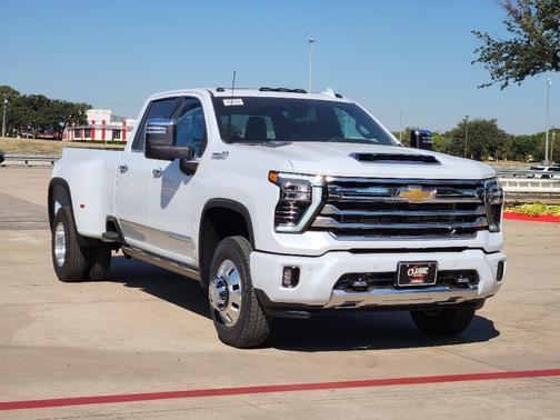 2026 Chevrolet Silverado 3500 High Country