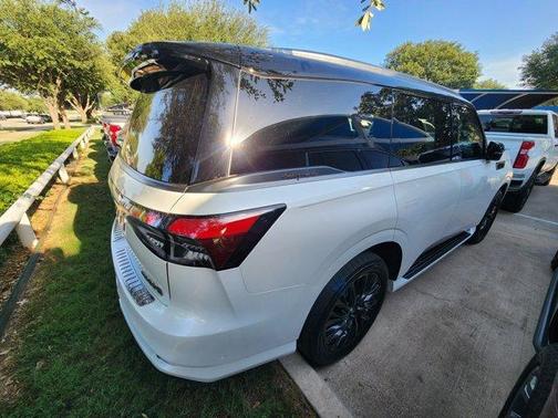 2025 INFINITI QX80 AUTOGRAPH
