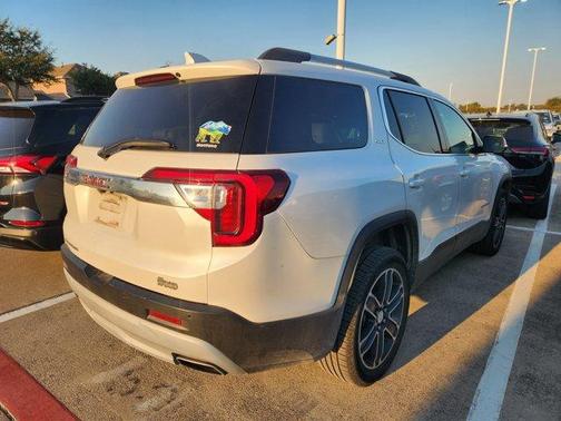 2020 GMC Acadia SLT