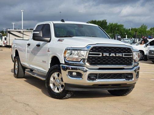 Bright White Clearcoat 2024 RAM 3500 Big Horn