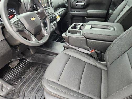 2025 Chevrolet Silverado 3500 WT