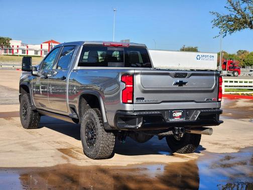 2026 Chevrolet Silverado 2500 ZR2