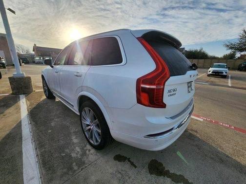 2023 Volvo XC90 B6 Ultimate 6-Seater