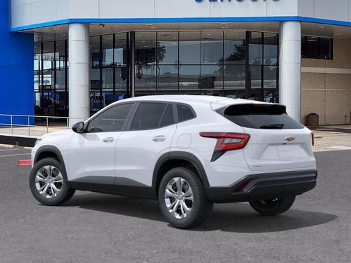 2026 Chevrolet Trax LS