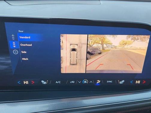 2025 Chevrolet Suburban RST