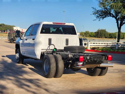 2026 Chevrolet Silverado 3500 WT