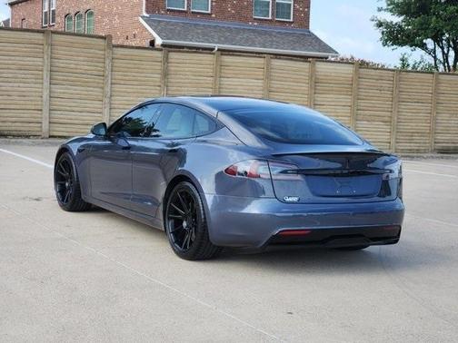 2021 Tesla Model S Plaid