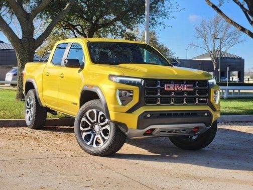 2023 GMC Canyon AT4