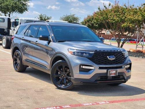 2023 Ford Explorer ST-Line