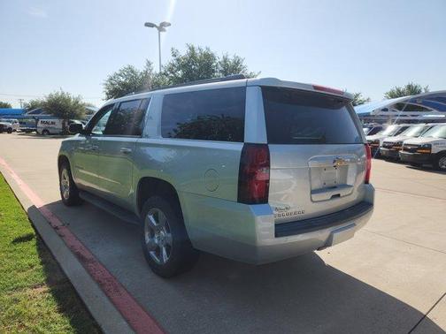 2020 Chevrolet Suburban LT