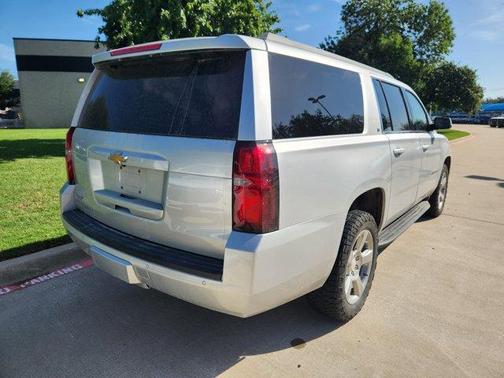 2020 Chevrolet Suburban LT