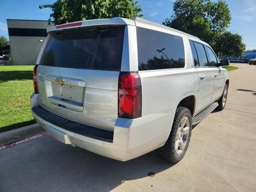 2020 Chevrolet Suburban LT