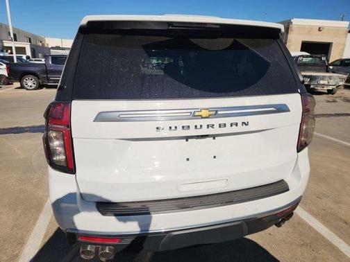 2022 Chevrolet Suburban High Country