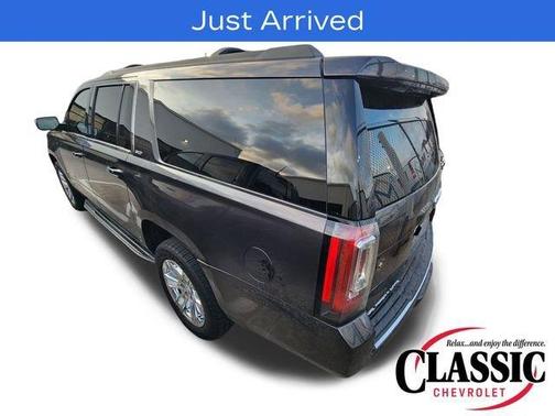 Iridium Metallic 2018 GMC Yukon XL SLT